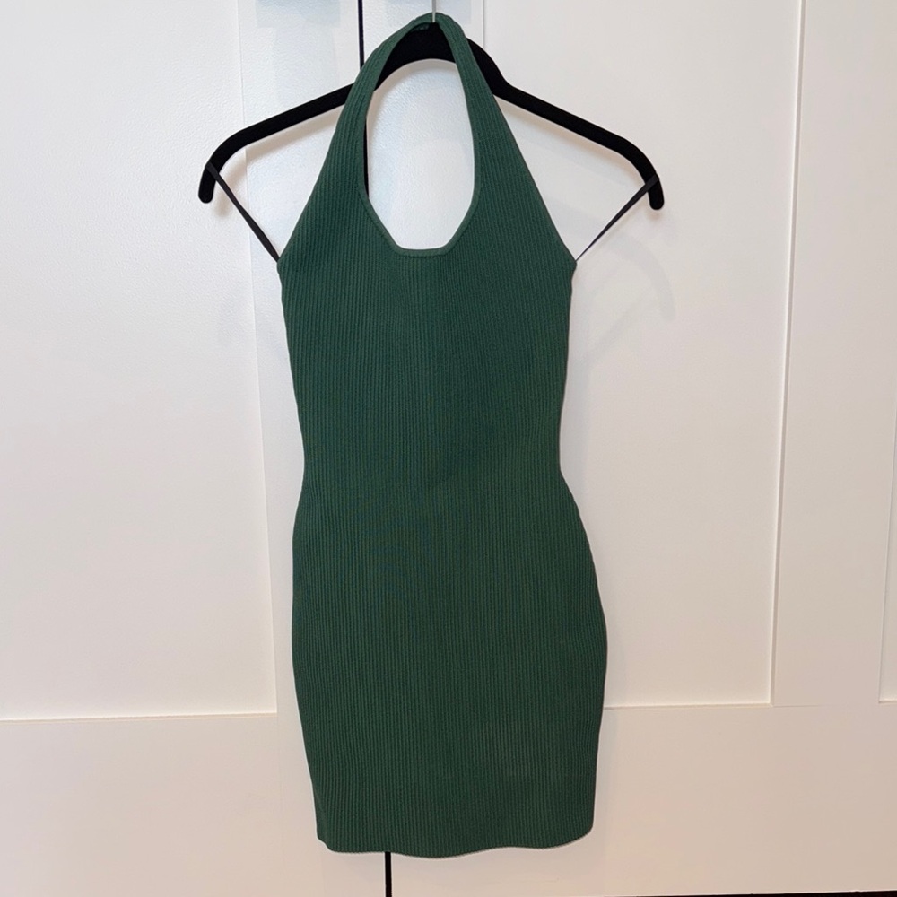 Aritzia Babaton Green Sleeveless Halter Bodycon Dress